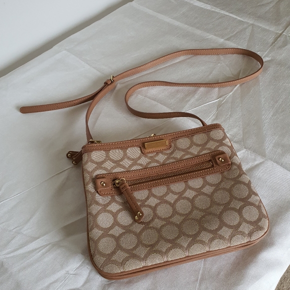 1 DAY SALE ONLY! ☆ NINE WEST Crossbody Bag LIKE new - Picture 15 of 15